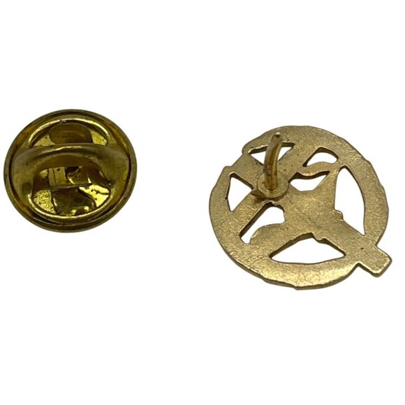 Gold Christian Cross & Lamp Of Knowledge Pin Badge With Laurel Wreath Design - Picture 3 of 3